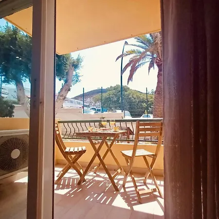 On The Beach Holiday Home Los Cristianos  Extérieur photo